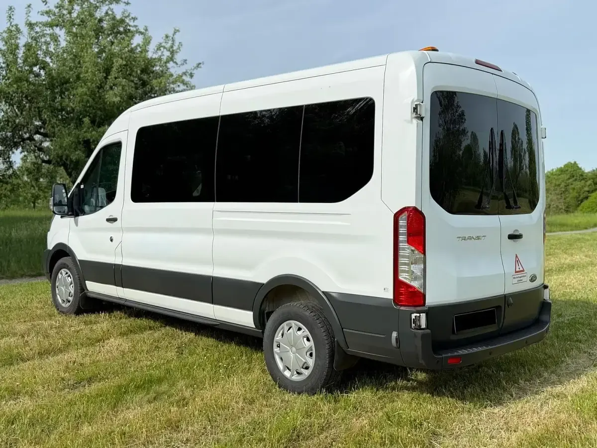 Gebraucht Ford Transit 131 PS (96 kW) 2019 Weiß Van / Kleinbus