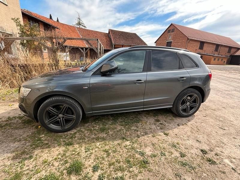 Gebraucht Audi Q5 300 PS (220 kW) 2010 Grau SUV