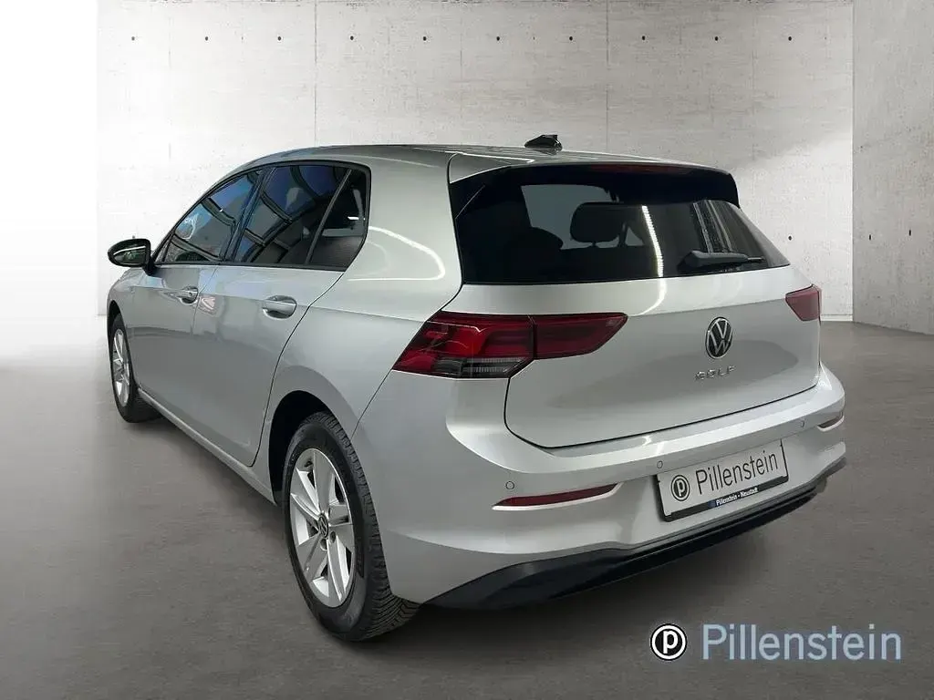 Gebraucht VW Golf VIII Business 116 PS (85 kW) 2024 Silber Limousine