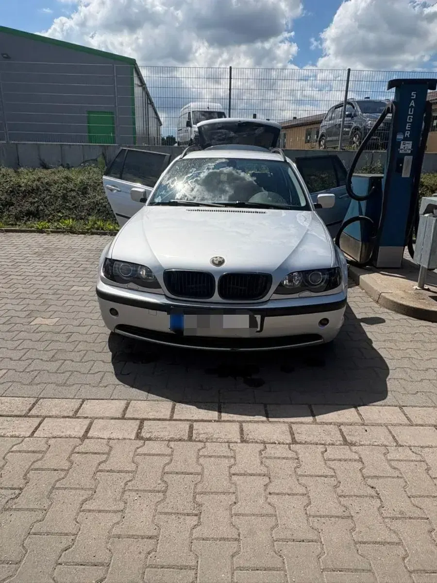 Gebraucht BMW 320 Performance 170 PS (125 kW) 2003 Silber Kombi