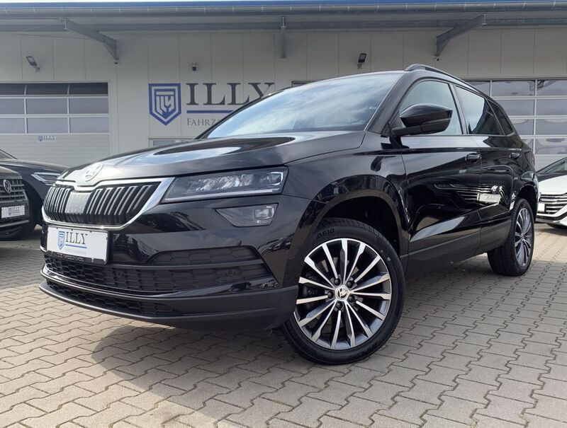 Schwarz Gebraucht 2022 Skoda Karoq Style SUV | 26.950 € (Guter Preis) - Bild 1/4