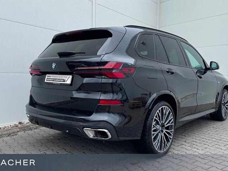 Gebraucht BMW X5 Efficient Dynamics 286 PS (210 kW) 2024 Saphirschwarz metallic SUV