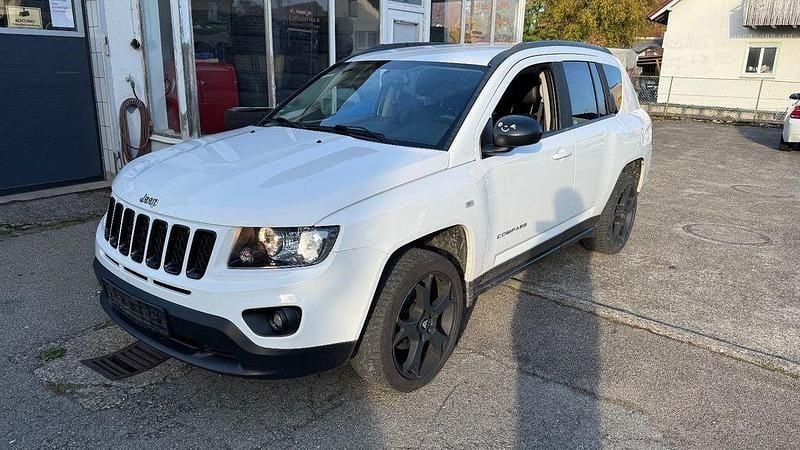 Weiß Gebraucht 2012 Jeep Compass Limited SUV | 8.200 € (Superpreis) - Bild 1/4