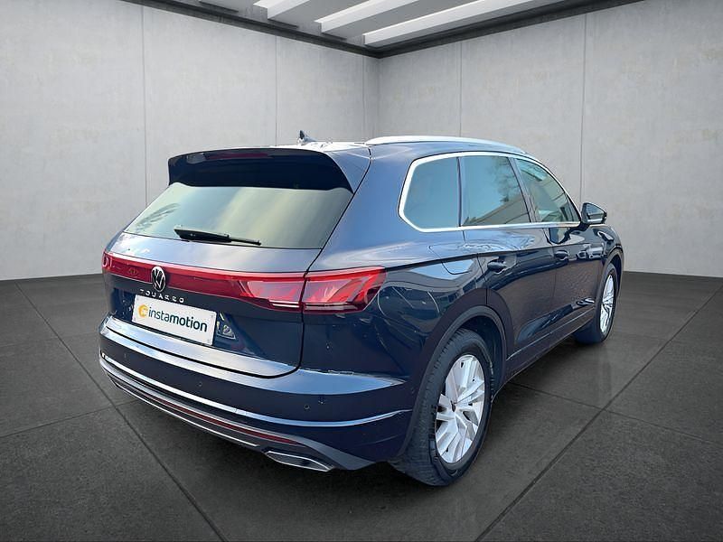 Gebraucht VW Touareg 231 PS (169 kW) 2025 Blau SUV
