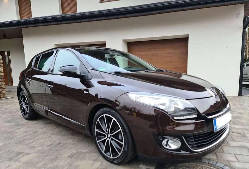 Braun Gebraucht 2013 Renault Mégane GrandTour Bose Edition Kombi | 2.800 € (Superpreis) - Bild 1/4