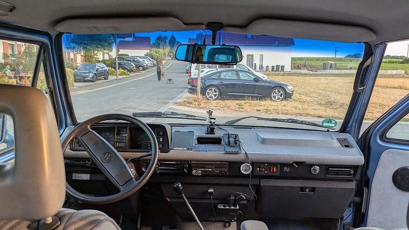 Second-hand VW Multivan Edition 95 CP (69 kW) 1989 Albastru Monovolum