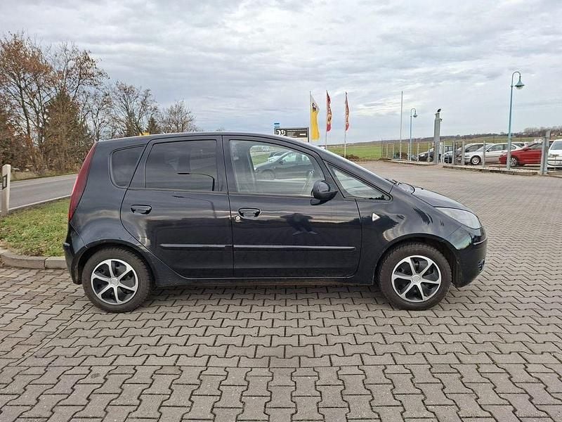 Gebraucht Mitsubishi Colt Motion 95 PS (69 kW) 2008 Schwarz Limousine