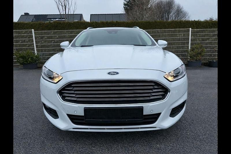 Używany Ford Mondeo 120 KM (88 kW) 2018 Biały Sedan/Limuzyna
