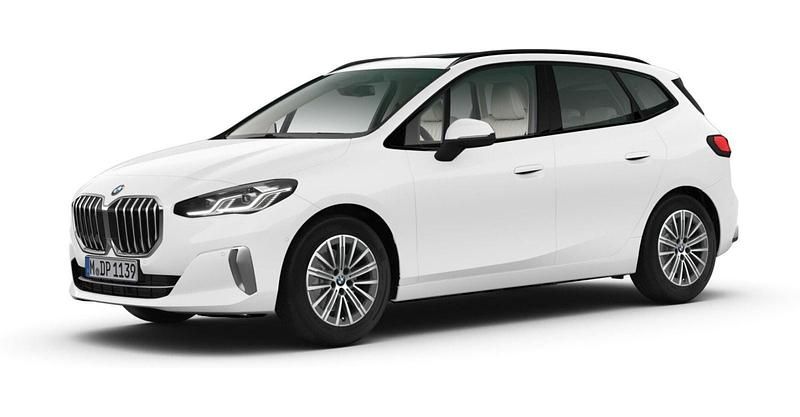 Weiß Gebraucht 2025 BMW 220 Active Tourer Comfort Edition Van / Kleinbus | 38.064 € (Superpreis) - Bild 1/4