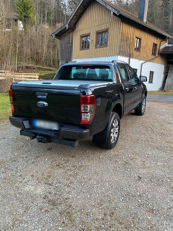 Gebraucht Ford Ranger 199 PS (146 kW) 2017 Schwarz Pickup