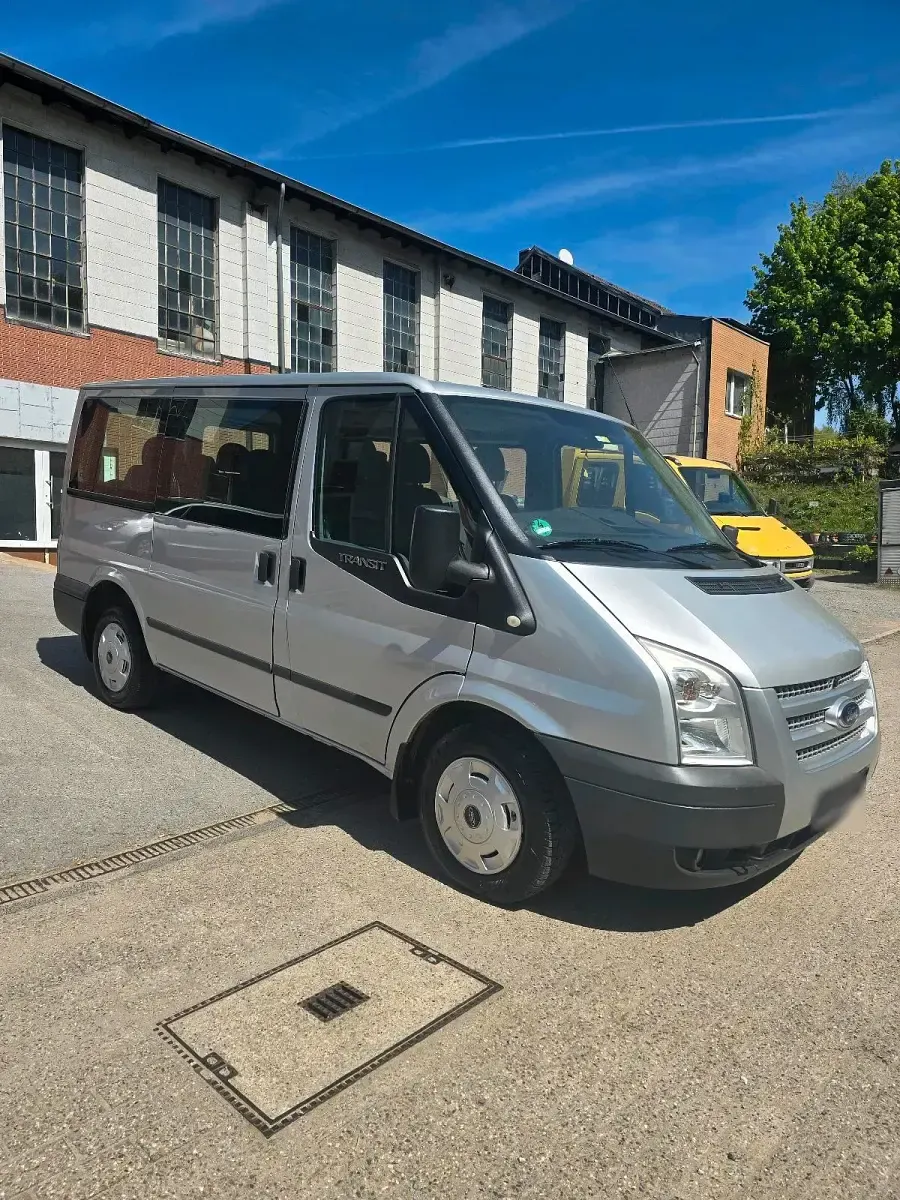 Second-hand Ford Transit 74 CP (54 kW) 2012 Argintiu Monovolum
