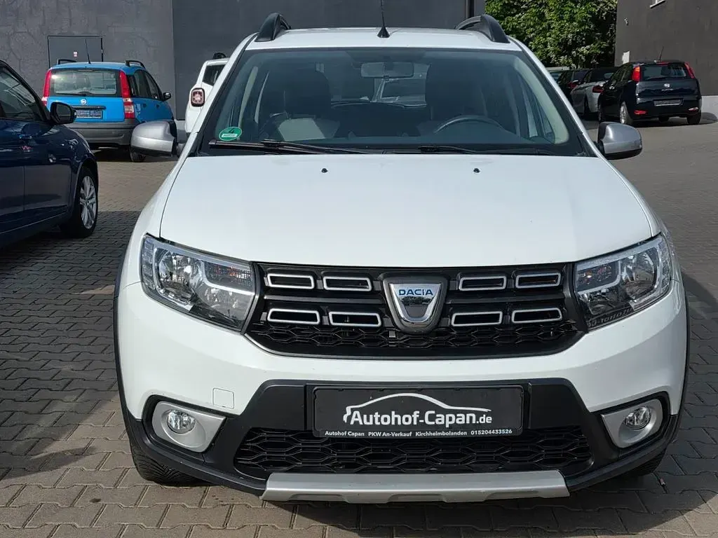 Gebraucht Dacia Sandero Prestige 90 PS (66 kW) 2019 Gletscherweiss Limousine