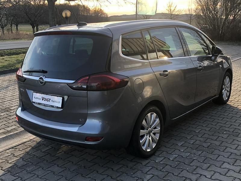 Gebraucht Opel Zafira Innovation 136 PS (100 kW) 2019 Grau Van / Kleinbus