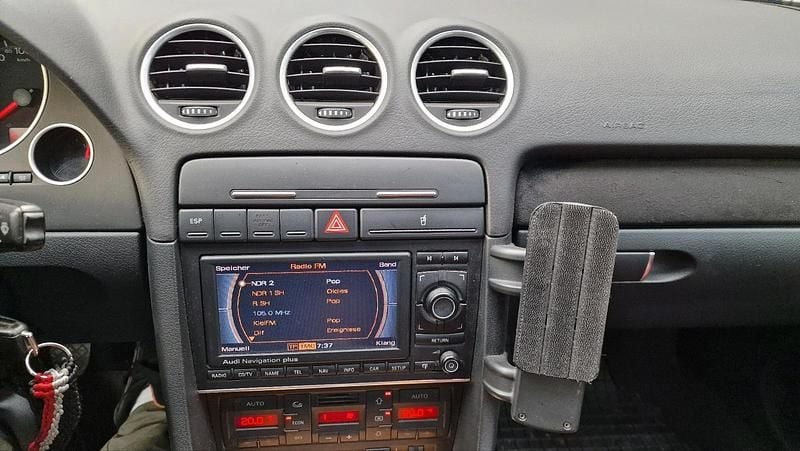 Gebraucht Audi A4 Cabriolet S-Line 160 PS (117 kW) 2007 Schwarz Cabrio