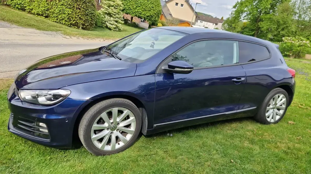 Gebraucht VW Scirocco 179 PS (131 kW) 2015 Blau Coupé