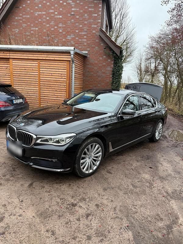 Gebraucht BMW 730 265 PS (194 kW) 2016 Limousine