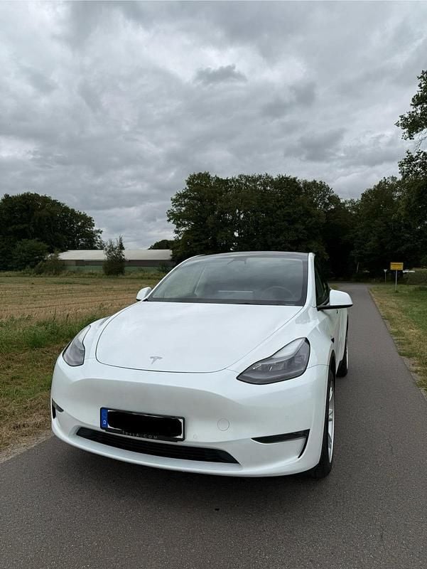 Gebraucht Tesla Model Y 367 kW (500 PS) 2021 Weiß SUV