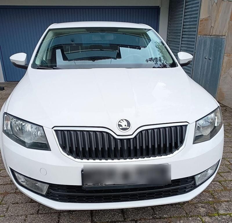 Gebraucht Skoda Octavia 150 PS (110 kW) 2017 Weiß Limousine