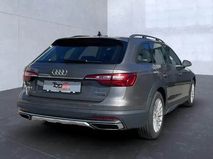 Gebraucht Audi A4 Allroad Basis 286 PS (210 kW) 2021 Terragrau (metallic) Kombi