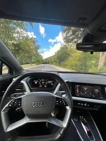 Gebraucht Audi Q4 e-tron 125 kW (170 PS) 2021 Schwarz SUV