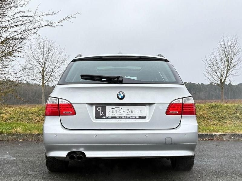 Gebraucht BMW 523 Advantage 190 PS (139 kW) 2008 Silber Kombi