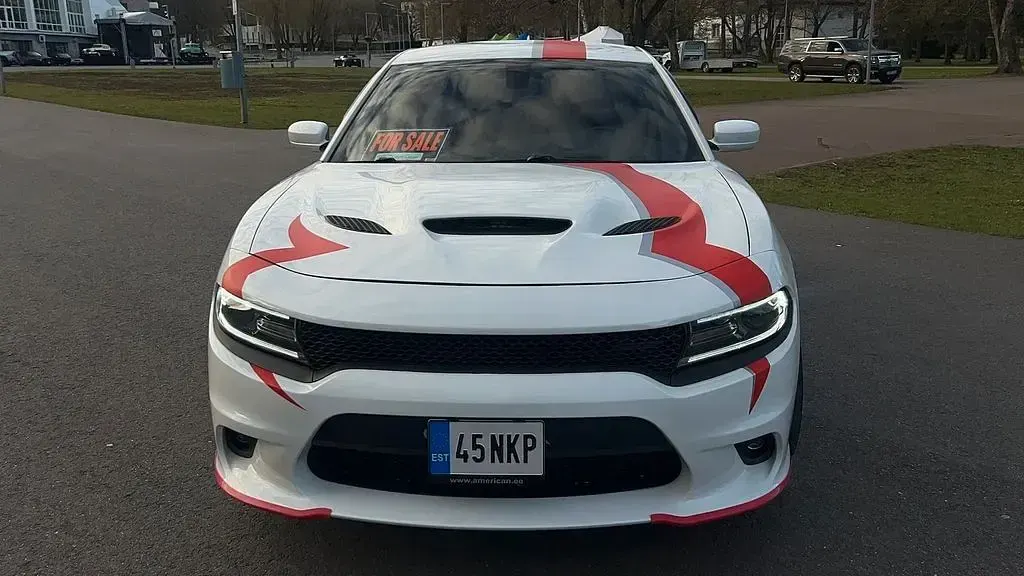 Gebraucht Dodge Charger SXT 296 PS (217 kW) 2015 Weiß Limousine