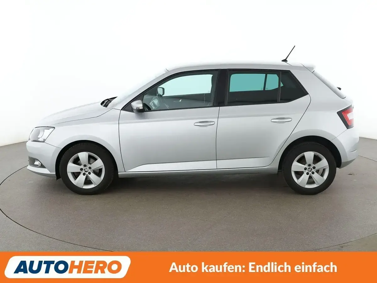 Gebraucht Skoda Fabia Ambition 75 PS (55 kW) 2016 Grau Kleinwagen