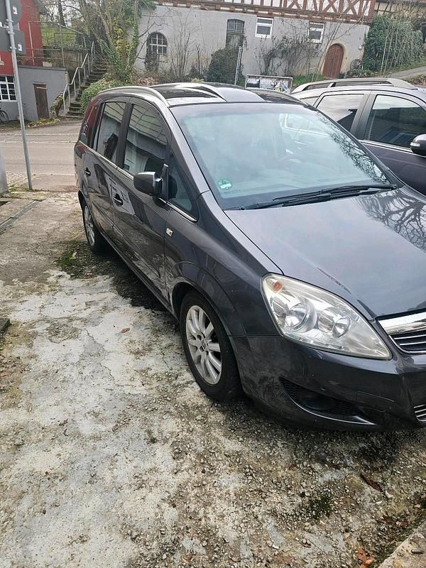 Gebraucht Opel Zafira 110 PS (80 kW) 2008 Grau Van / Kleinbus
