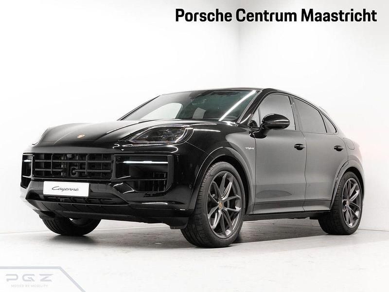 Gebraucht Porsche Cayenne 470 PS (345 kW) 2025 Schwarz SUV
