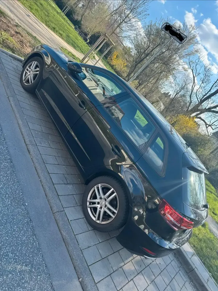 Gebraucht Audi A3 2019 Schwarz Limousine