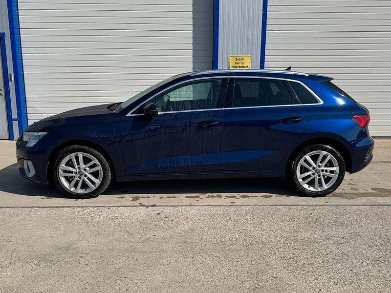 Gebraucht Audi A3 Advanced 150 PS (110 kW) 2021 Blau Limousine