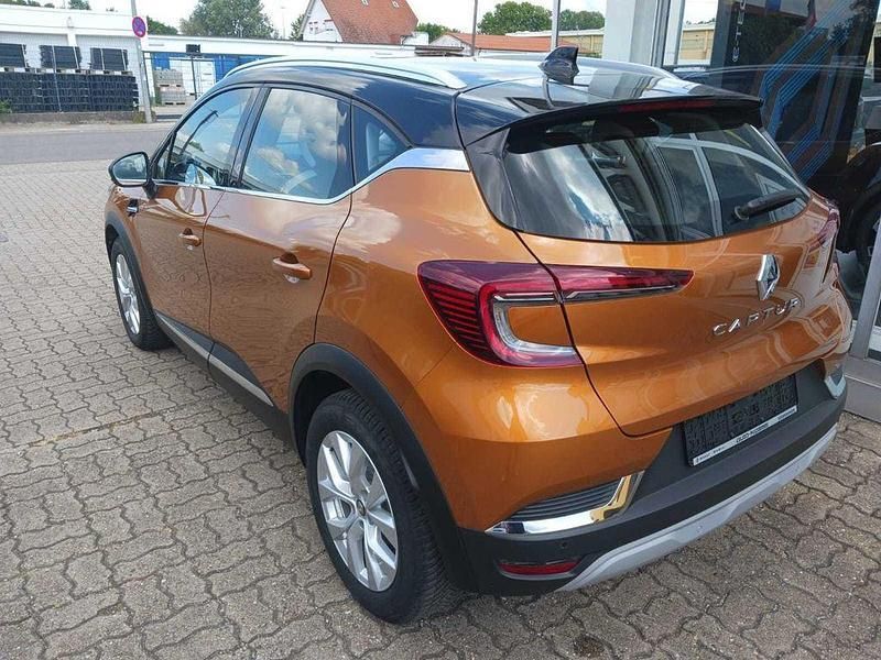 Gebraucht Renault Captur Intens 101 PS (74 kW) 2020 Gold SUV