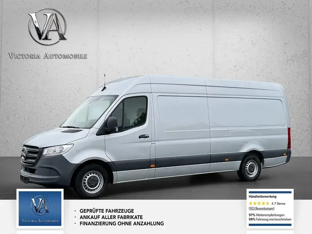 Używany Mercedes Sprinter 143 KM (105 kW) 2019 Srebrny Van