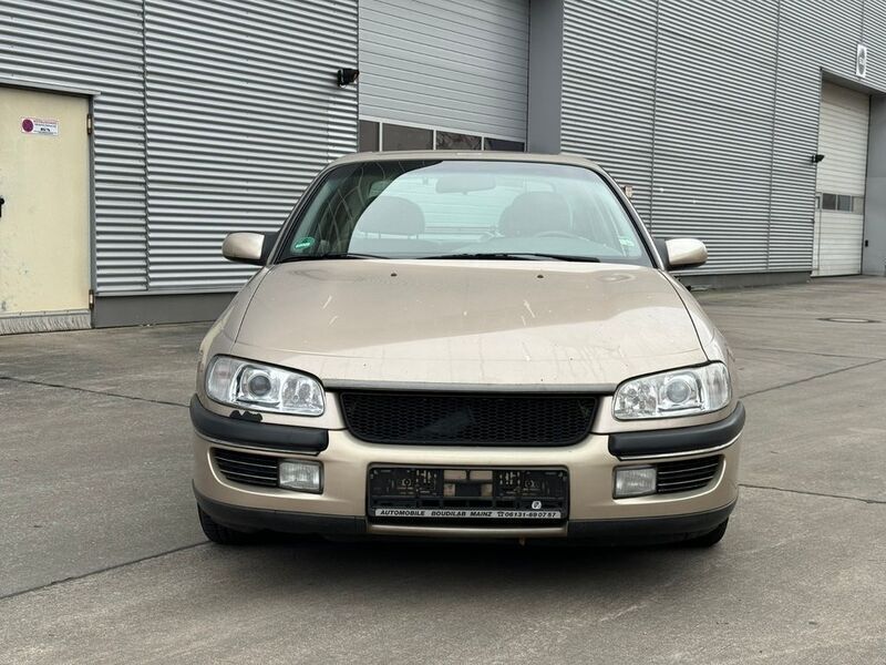 Gebraucht Opel Omega 136 PS (100 kW) 1998 Gold Limousine