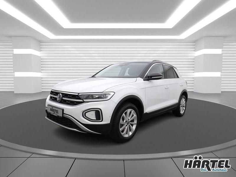 Gebraucht VW T-Roc Style 150 PS (110 kW) 2024 Pure white, solid SUV