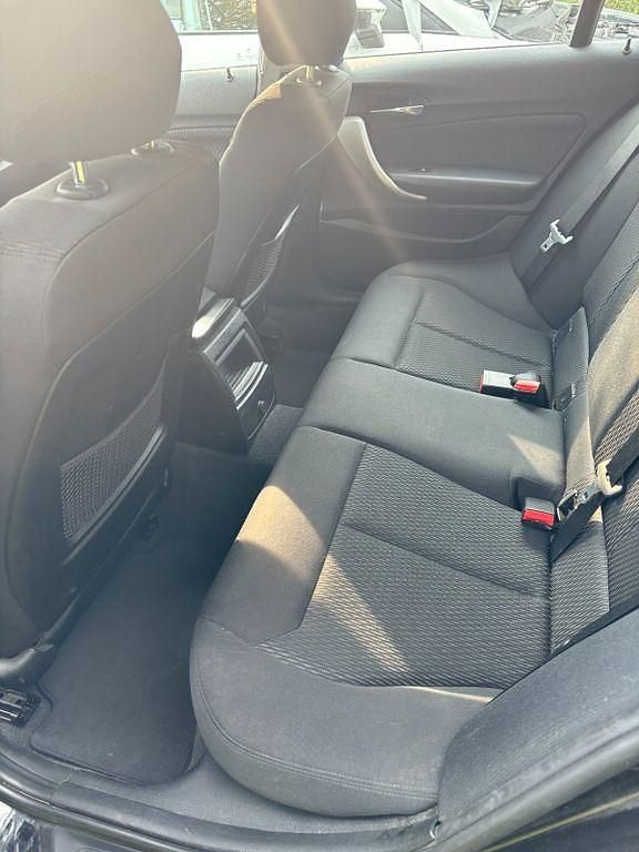 Gebraucht BMW 116 116 PS (85 kW) 2016 Schwarz Kleinwagen