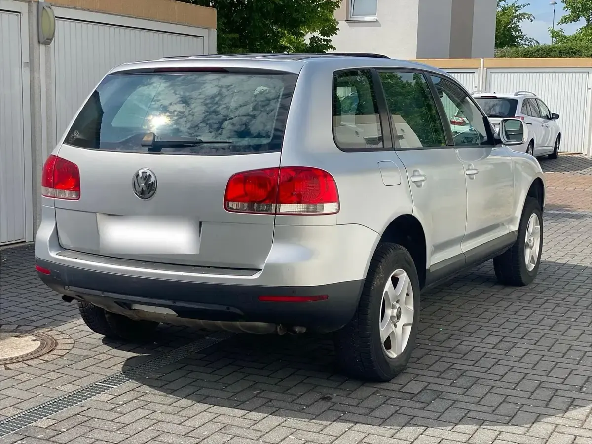 Gebraucht VW Touareg 174 PS (127 kW) 2005 Grau SUV