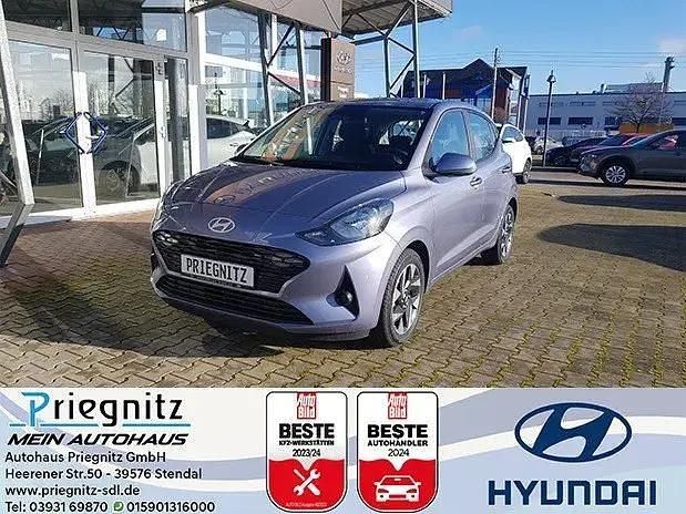 Metablue Gebraucht 2024 Hyundai i10 Trend Kleinwagen | 15.890 € (Teuer) - Bild 1/4