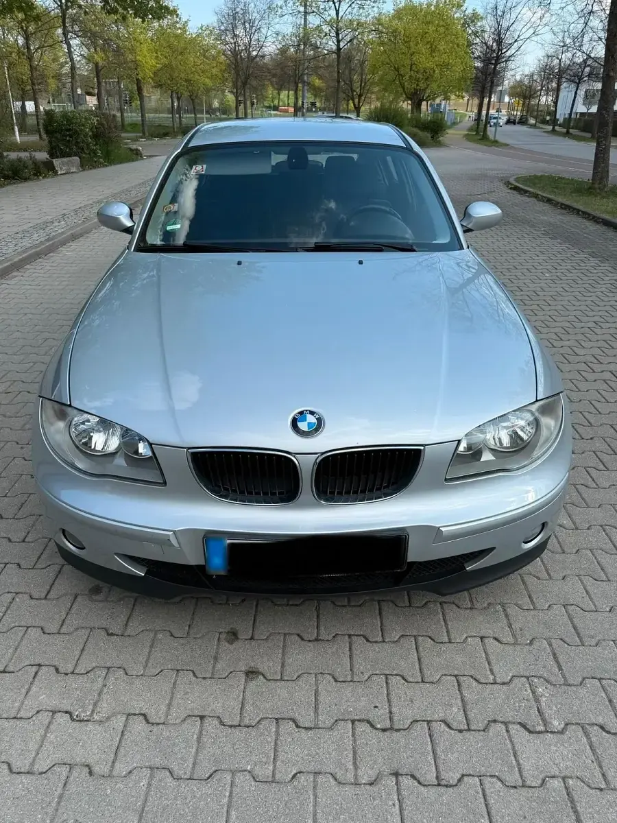 Gebraucht BMW 116 115 PS (84 kW) 2006 Silber Kleinwagen