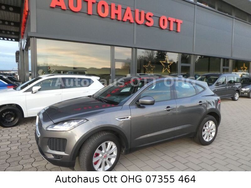Grau Gebraucht 2018 Jaguar E-Pace Basis SUV | 22.999 € (Etwas zu teuer) - Bild 1/4