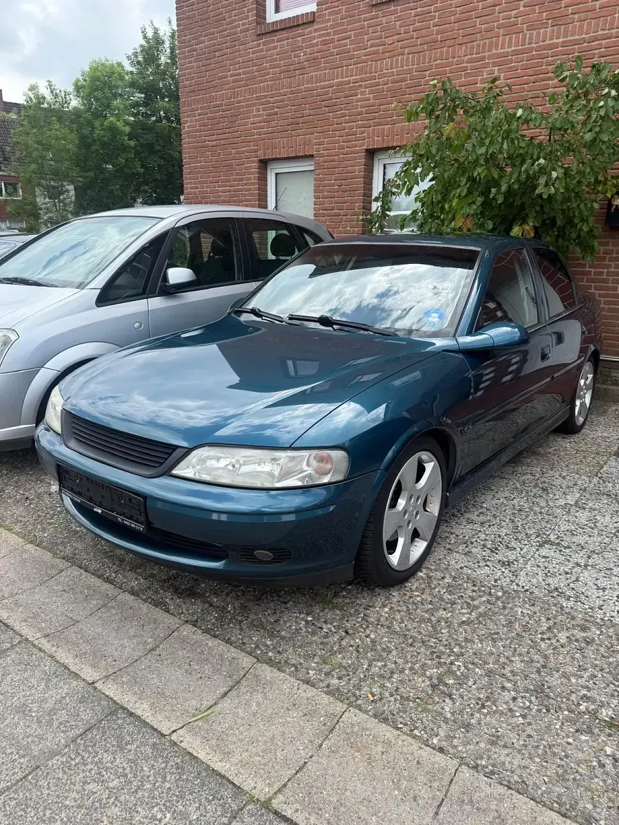Gebraucht Opel Vectra 101 PS (74 kW) 2002 Blau Limousine