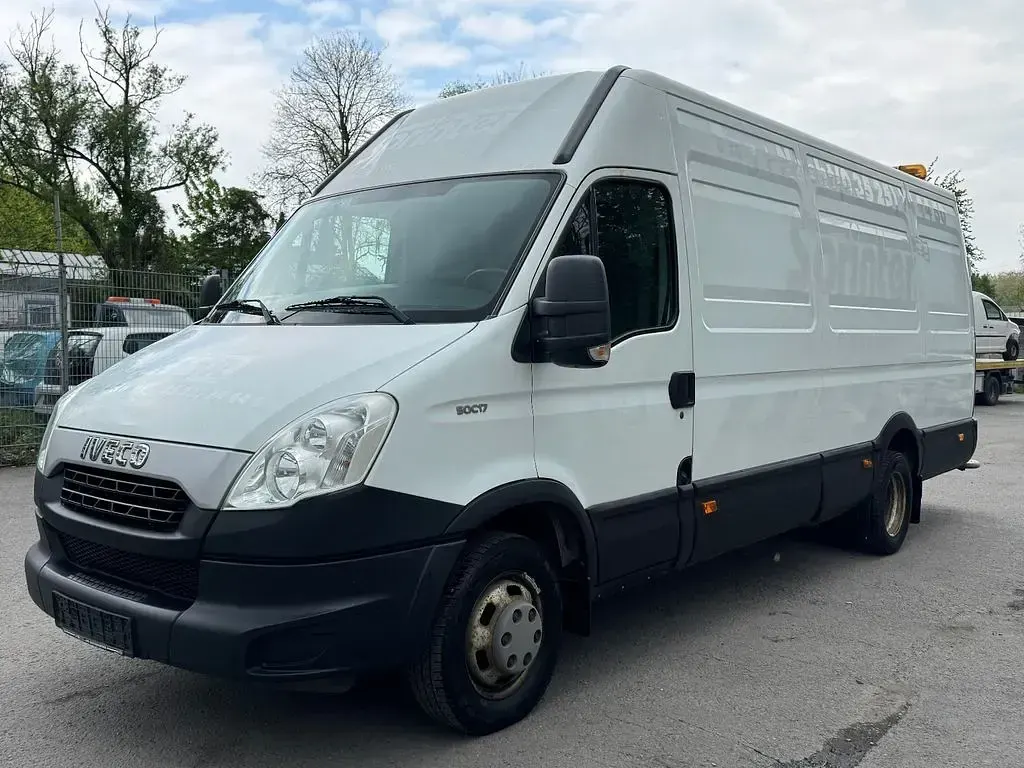 Usata Iveco Daily 170 CV (125 kW) 2014 Bianco Berlina