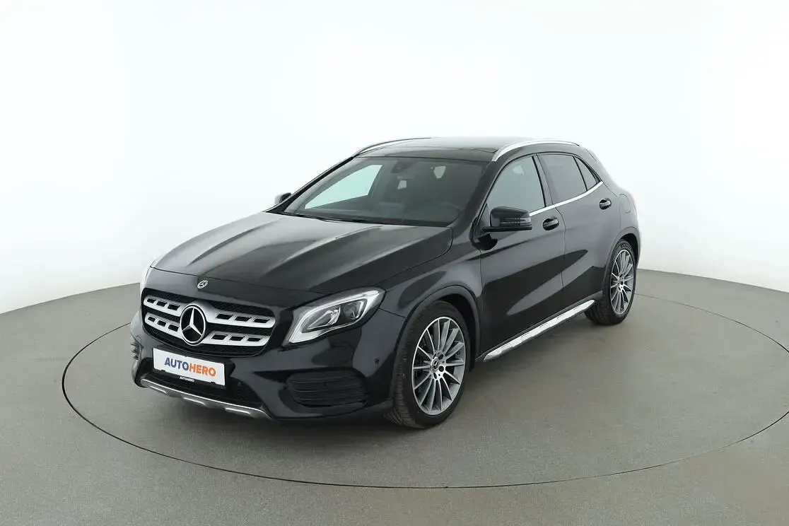 Gebraucht Mercedes GLA250 AMG line 211 PS (155 kW) 2018 SUV