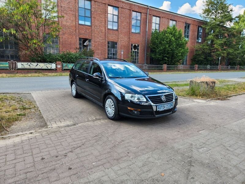 Używany VW Passat 105 KM (77 kW) 2008 Czarny Kombi
