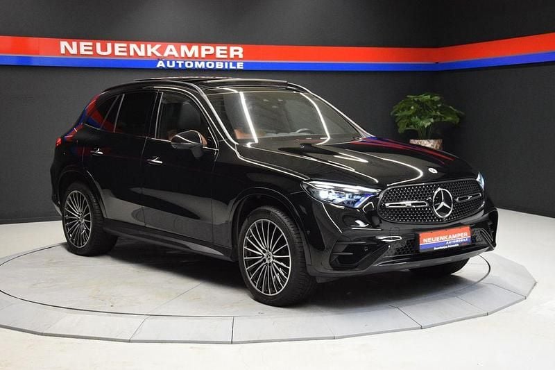 Gebraucht Mercedes GLC400d AMG line 252 PS (185 kW) 2023 Schwarz SUV