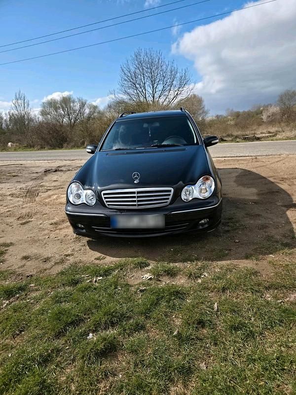 Gebraucht Mercedes C220 150 PS (110 kW) 2007 Schwarz Kombi