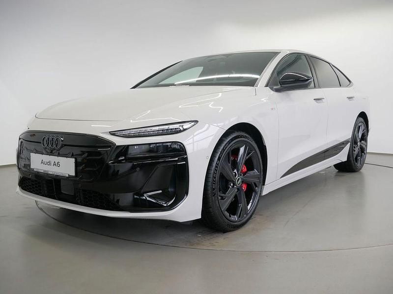 Neu Audi e-tron Business 314 kW (428 PS) 2026 Beige SUV