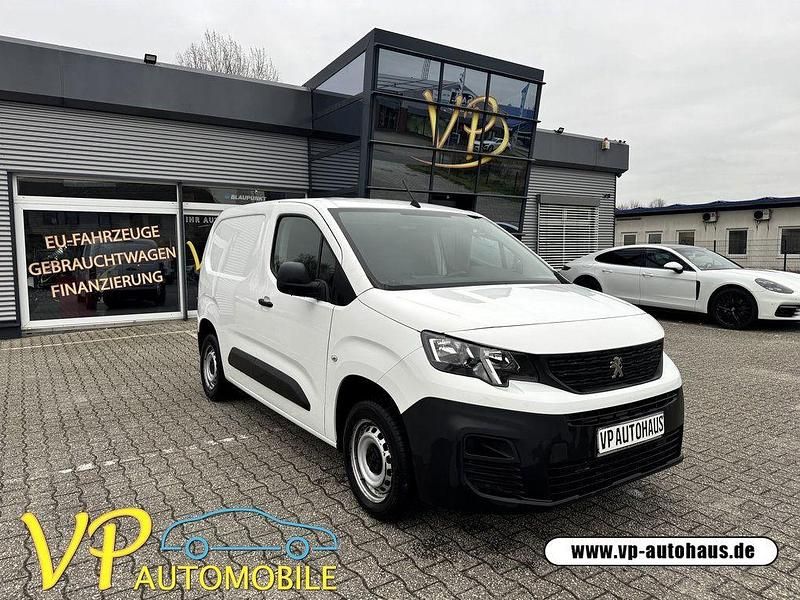 Weiß Gebraucht 2019 Peugeot Partner Van / Kleinbus | 9.700 € (Guter Preis) - Bild 1/4