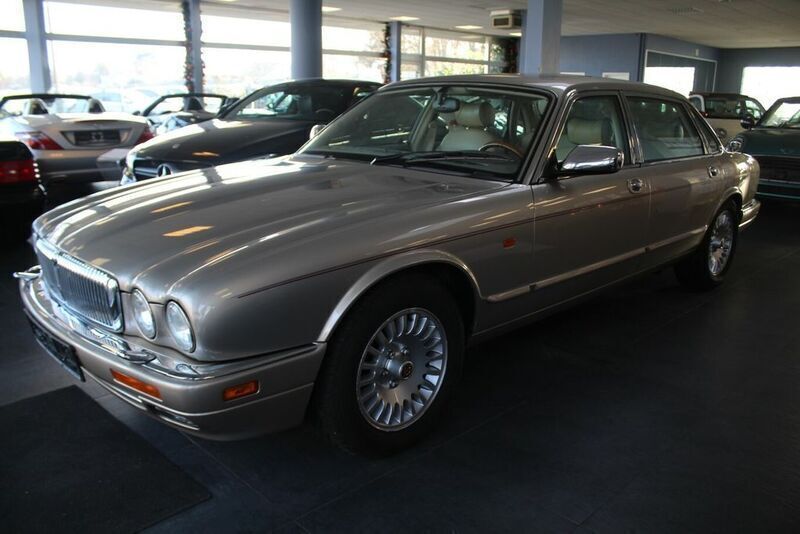 Gebraucht Jaguar XJ 241 PS (177 kW) 1996 Grau Limousine