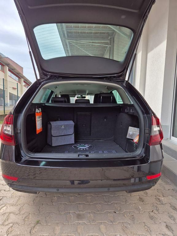 Gebraucht Skoda Octavia 116 PS (85 kW) 2019 Schwarz Kombi